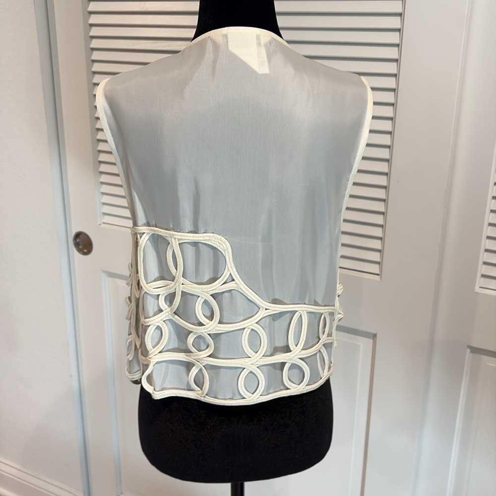 Chic White Women's Button Down Shirt - image 8